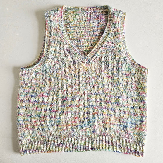 

Betty Vibrant - Pull sans manches
7