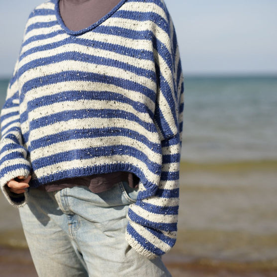 

Marine - Sweater
1