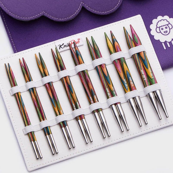 

Jeu d'aiguilles circulaires interchangeables Symfonie Deluxe - KnitPro
2