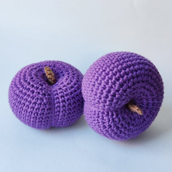 

Prune - Jouet au crochet
1