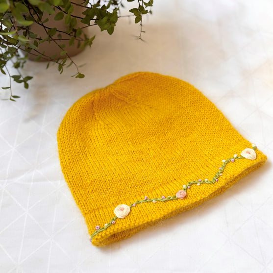 

Luna - Children’s Beanie
3