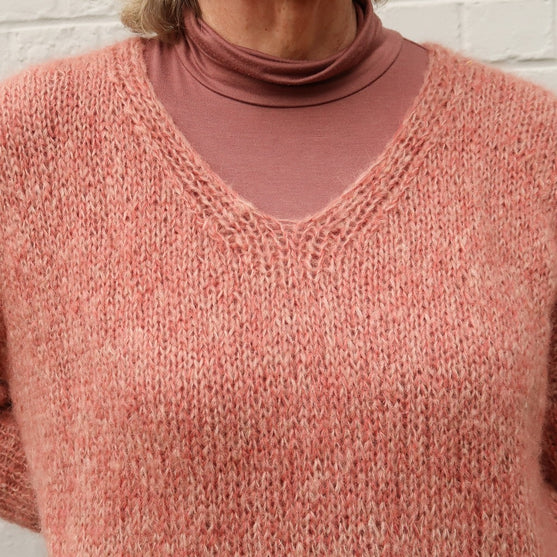 

Esme - Sweater
4