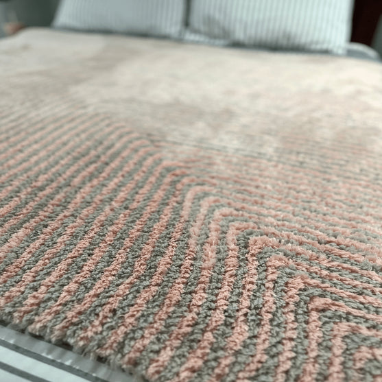 

Ruby’s Mitered Square Blanket - Couverture
4