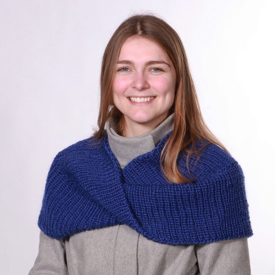 

Knitted Wrap
1