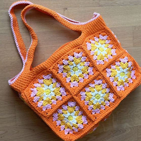 

Bloom - Tote Bag
4