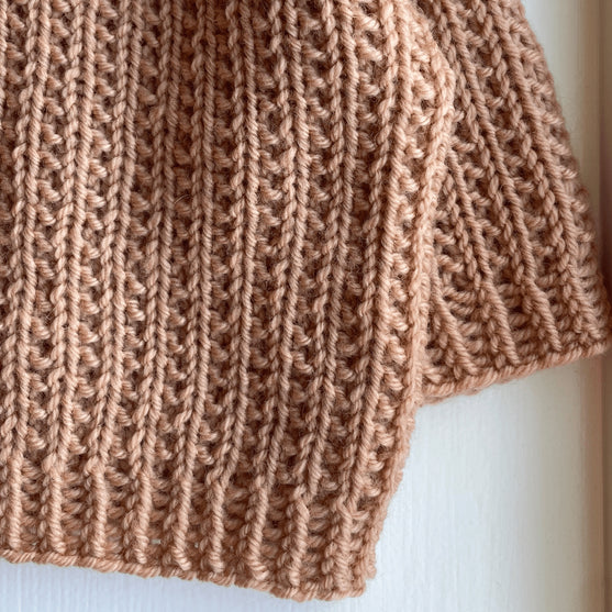 

Easy Evening Sweater - Pull Bébé
5