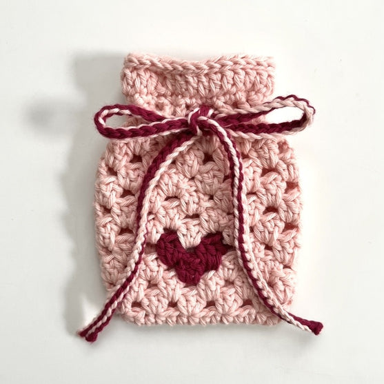 

Valentino - Pouch
2