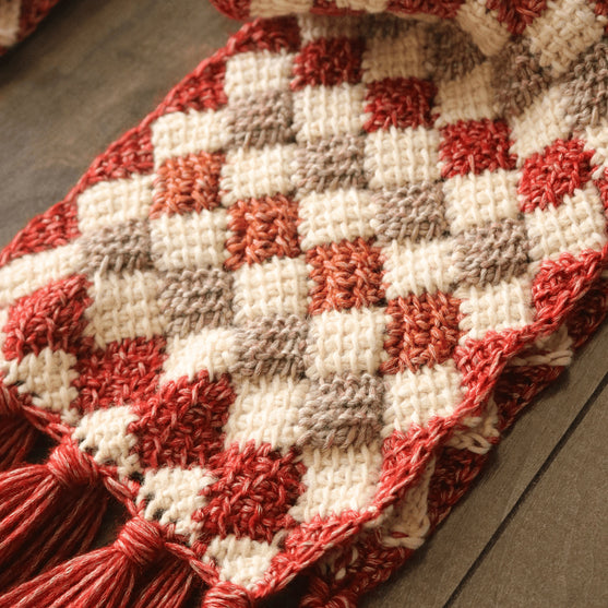 

The Bookish Scarf
5