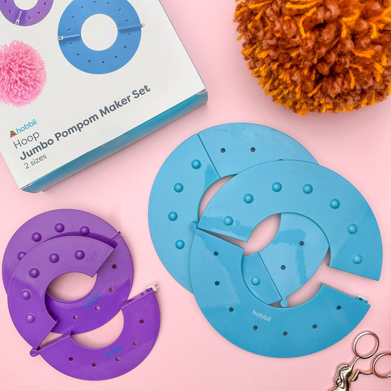 

Hoop Jumbo Pompom Maker - Hobbii
2