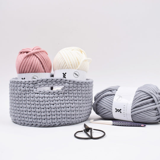 Bungee Basket with Handles - Big