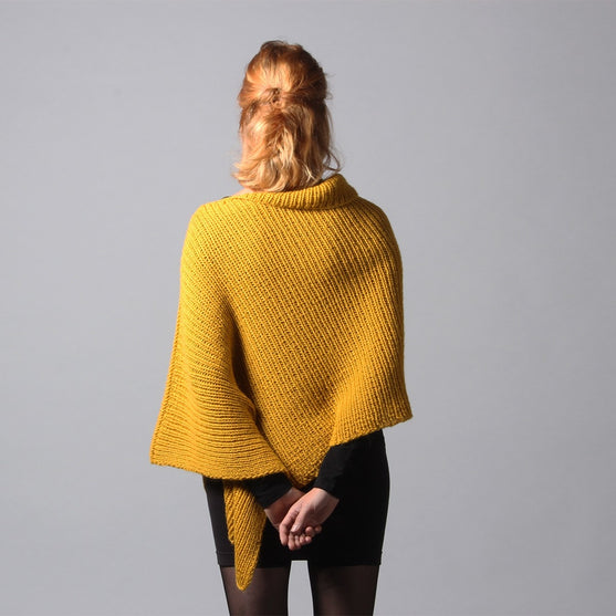

Malene Poncho
4