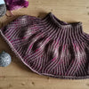 

Outlandish - Capelet
5