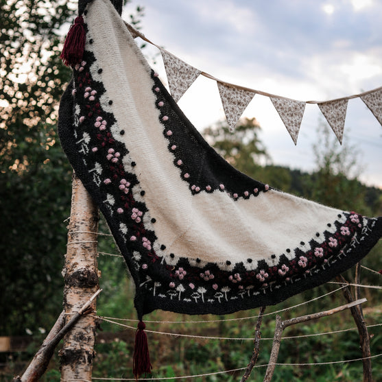 

Woodland - Shawl
1