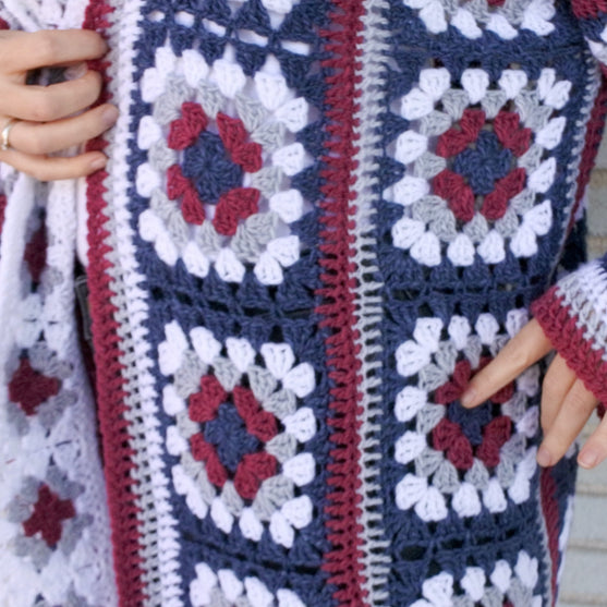 

Azulejo - Cardigan
8