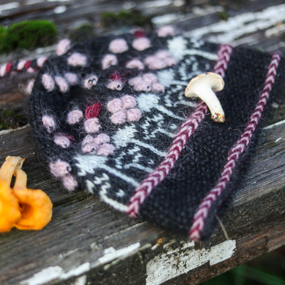 

Woodland - Hat
3