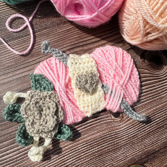 

Yarn Ball and Hook - Applique
1
