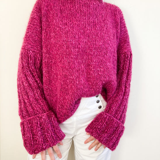 

Cloud Sweater
6