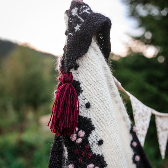 

Woodland - Shawl
11