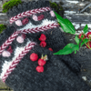 

Woodland - Mittens
10