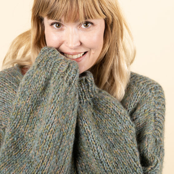 

Dagny - Cardigan
4