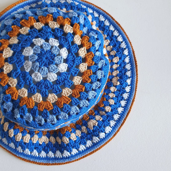 

Granny’s Summer Hat
4