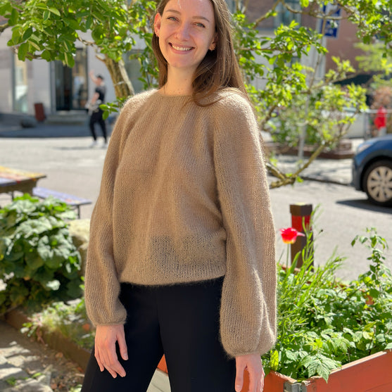 

Camille - Sweater
2