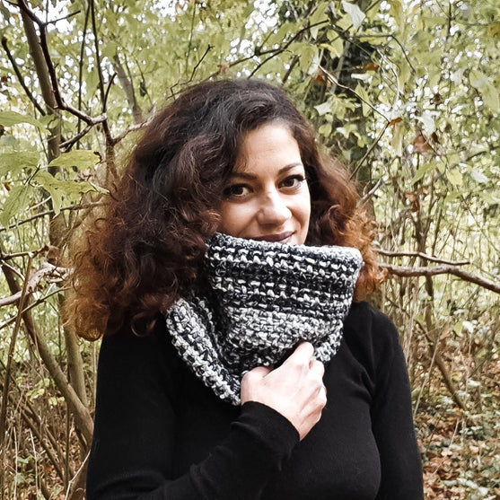 

Salt and Pepper - Cowl
2