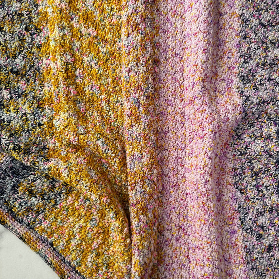 

Mazzy - Baby blanket
3