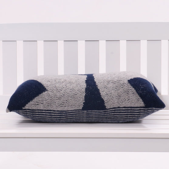 

Faroe Cushion
3