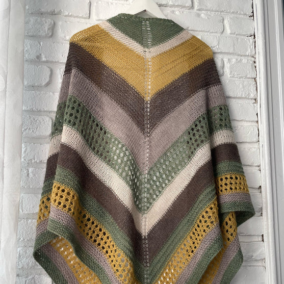 

Outfoxed - Shawl
5