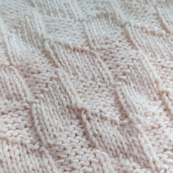 

Trinita - Cowl
2