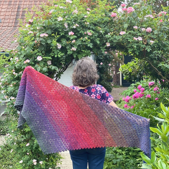 

Sommernat - Shawl
4