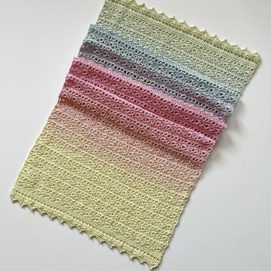 

Christina - Scarf
3