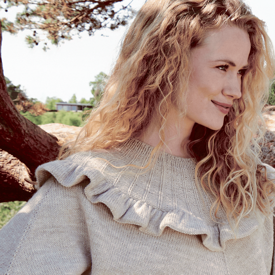 

Top-down sweater with flounce
2