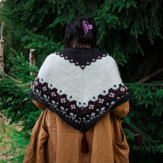 

Woodland - Shawl
6