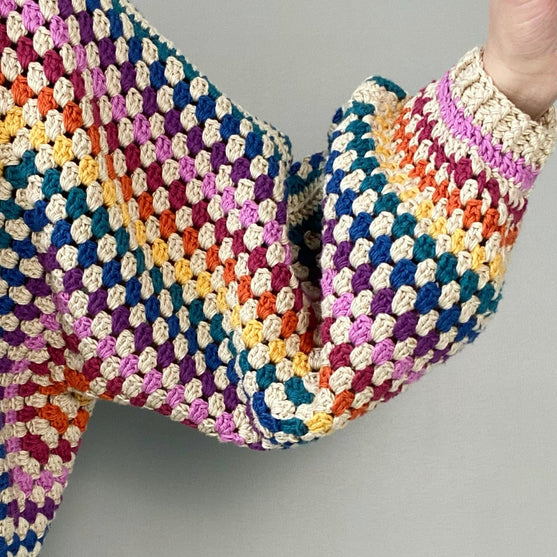 

Yra - Cardigan
4