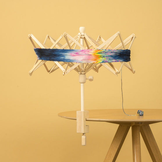 

Wooden Yarn Umbrella - Hobbii
3