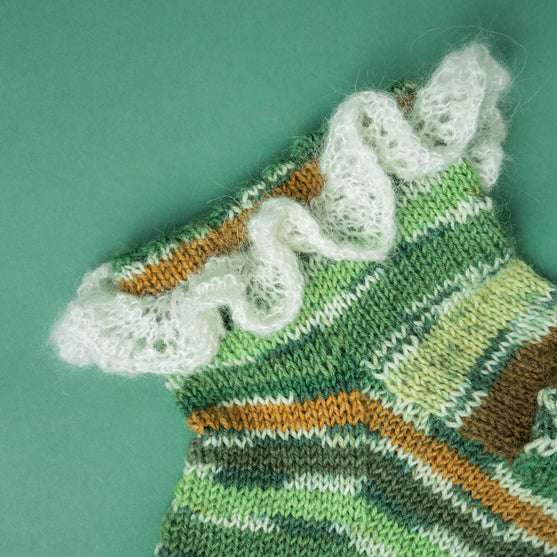 

Frigg - Short socks with ruffles
3