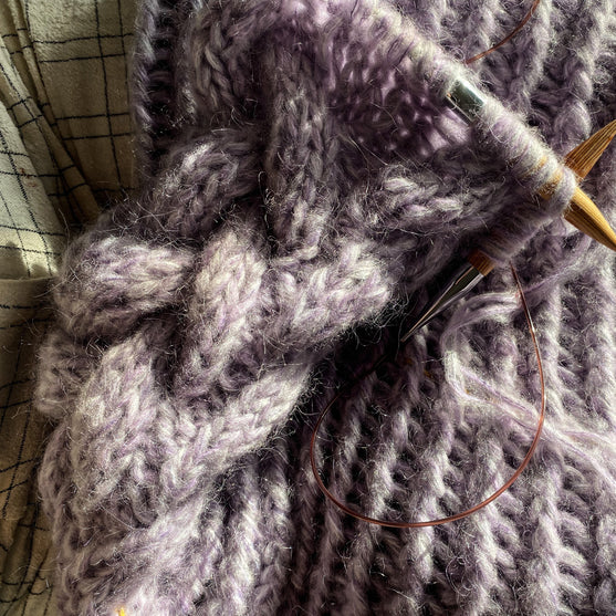 

Cable Babe - Sweater
3