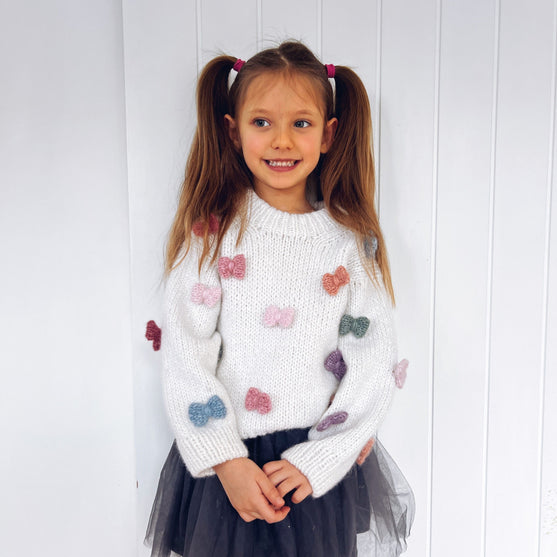 

Aria - Children’s Sweater
6