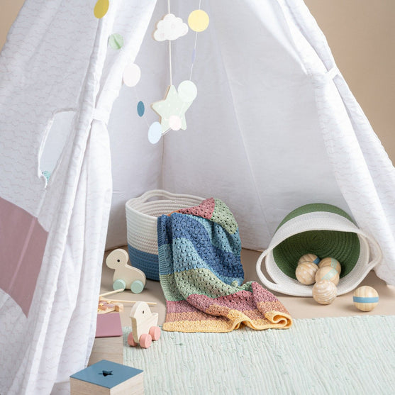 

Åkande - Baby blanket
11