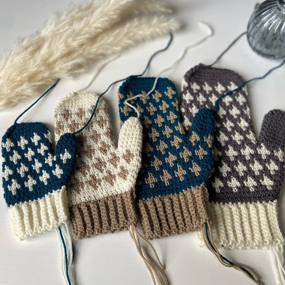 

Arda - Mittens
4