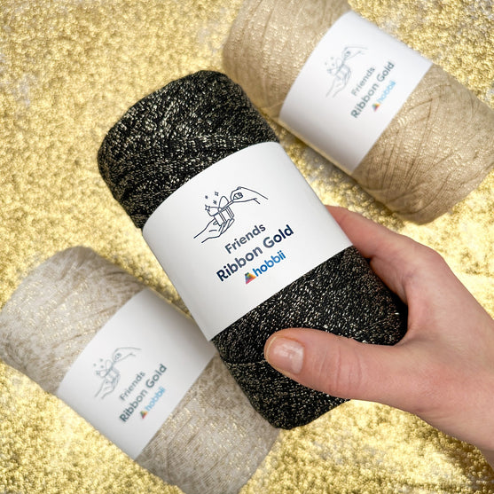 

Friends Ribbon Gold - Friends
3