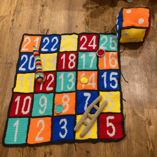 Snakes and Ladders - Game