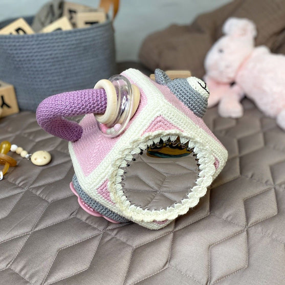 

Babyfryd - Sensory Cube
3