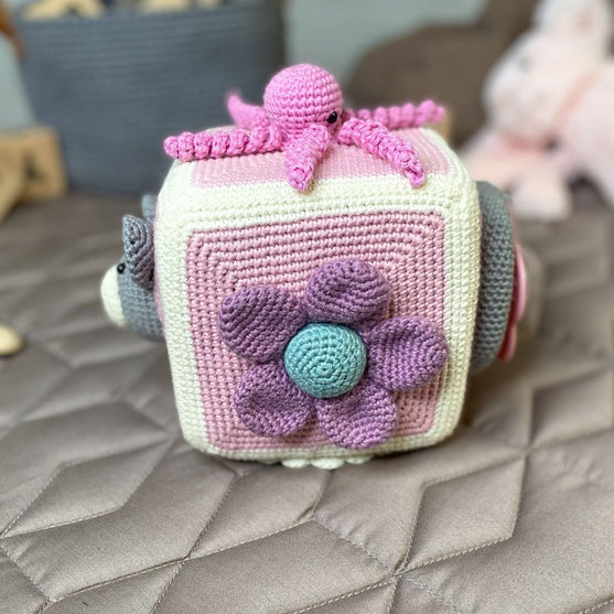 

Babyfryd - Sensory Cube
4