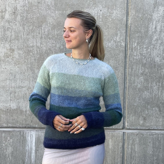 

Zelina - Sweater
1