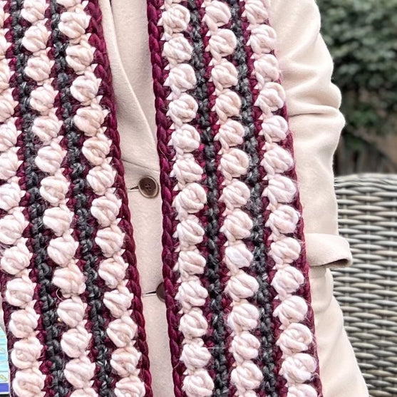 

Arctic Puff - Scarf
4