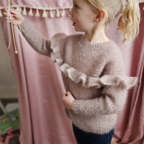 

Camellia - Children’s Sweater
3