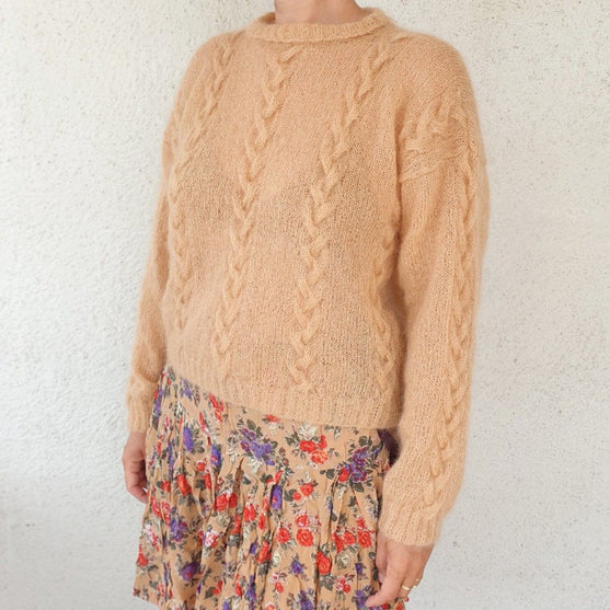 

Chloe - Sweater
1